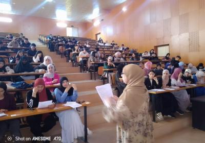 Images des ateliers de révision aux examens du S2 destinés aux étudiant(e)s L1 FLE. Avril & Mai 2025 / صورلورشات الدعم لتحضير امتحانات السداسي الثاني لفائدة طلبة السنة الأولى ليسانس لغات أجنبية 2025